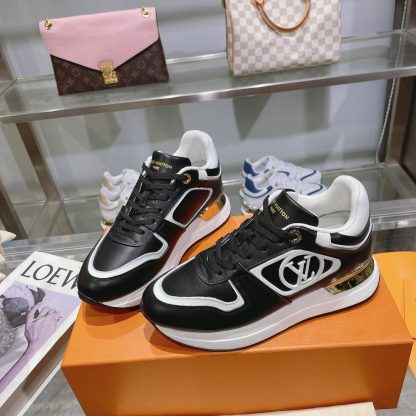 Louis Vuitton Neo Run Away sneakers - Image 6