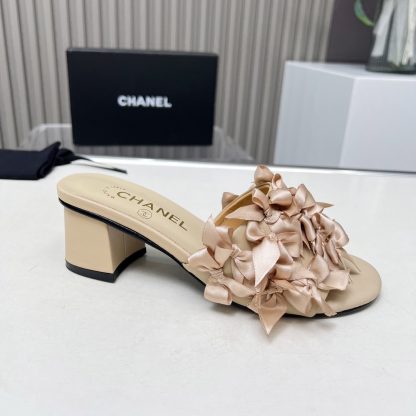 Chanel Spring/Summer Dancing Shoes Collection Slim Custom Flower Apricot Chunky Heel Sandals Heel Height 5cm - Image 6