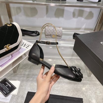 Chanel early spring new camellia series black sandals heel height 2.5cm - Image 6