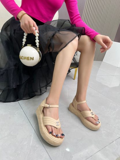 Chanel Early Autumn Comfortable Soft Super Versatile Dark Apricot Sandals - Image 6