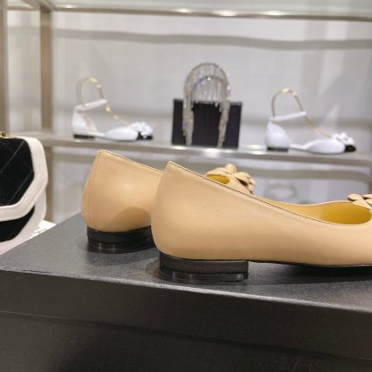 Chanel Early Spring Camellia Series Apricot Full Cover Sandals - Image 6