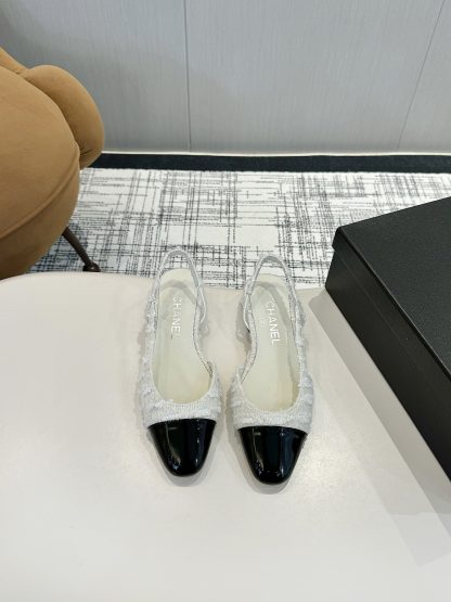 Chanel's latest white all-match luxury ballet flat sandals