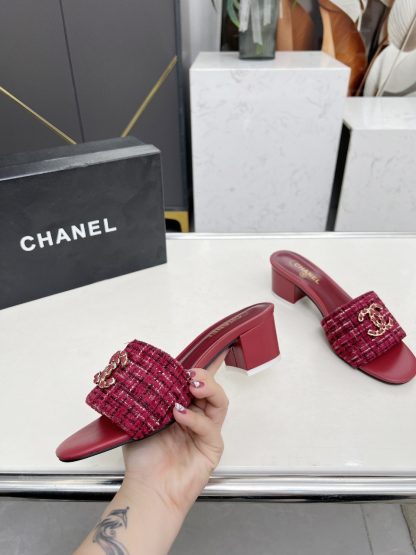 Chanel 2025 new red fabric sheepskin thick heel sandals - Image 6