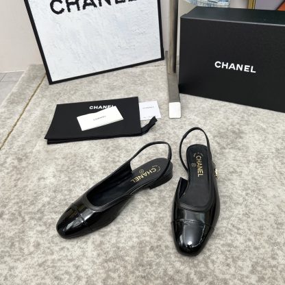 Chanel Spring and Summer Dance Shoes Series New Black Glossy Retro Sandals - Image 6