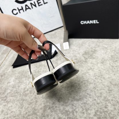 Chanel Spring and Summer Dancing Shoes Series New White Retro Sandals - Image 6