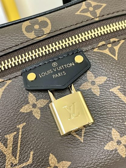 Louis Vuitton VANITY CHAIN ​​POUCH cosmetic bag - Image 6
