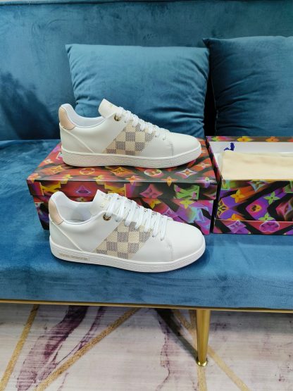 Louis Vuitton Time Out sneakers - Image 7
