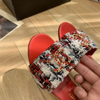 Chanel's new spring and summer red goddess elegant and durable thick-heeled sandals - Image 6