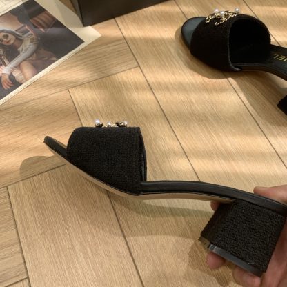 Chanel spring and summer new pure black goddess elegant and durable thick heel sandals - Image 6