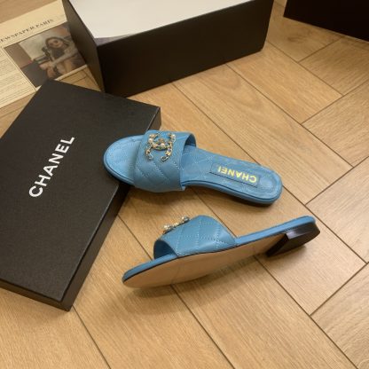 Chanel's new blue spring and summer style flat sandals with ladylike temperament - Image 6