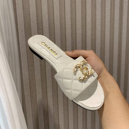 Chanel's new white spring and summer style flat sandals with elegant temperament - Image 6