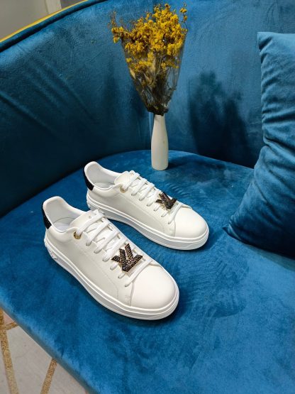 Louis Vuitton Valentine's Day limited edition couple casual sports sneakers - Image 6
