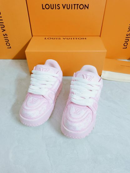 Louis Vuitton washed popular men's sports shoes - Image 6