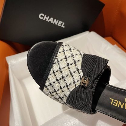 Chanel black and white new bow thick heel sandals heel height 4.5cm - Image 6