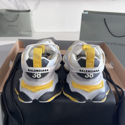 Balenciaga CARGO 23ss runway sneakers - Image 6