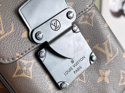 Louis Vuitton S-Lock Vertical Wearable Wallet - Image 6