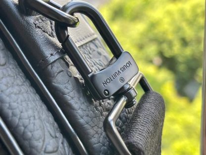 Louis Vuitton S Lock Messenger Bag - Image 6