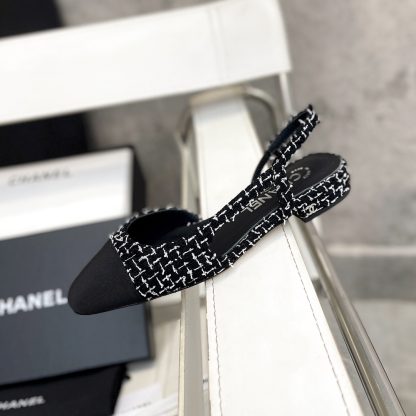 Chanel Fashion Classic Mixed Sheepskin Black and White Flat Sandals - Image 6