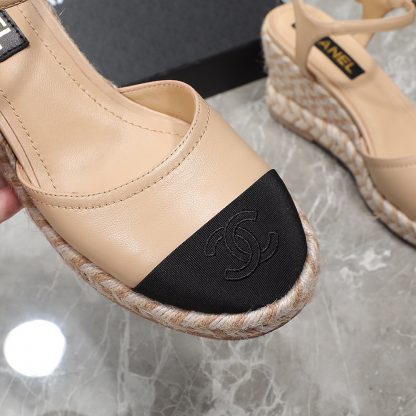 Chanel apricot hemp rope contrast color outsole wedge heel fashionable sandals heel height 7cm - Image 6