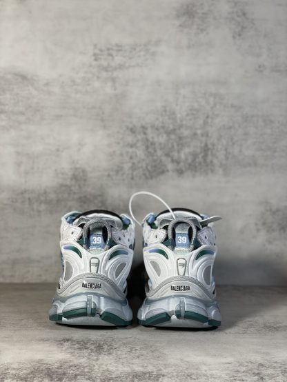 Balenciaga trendy fashionable sneakers - Image 6