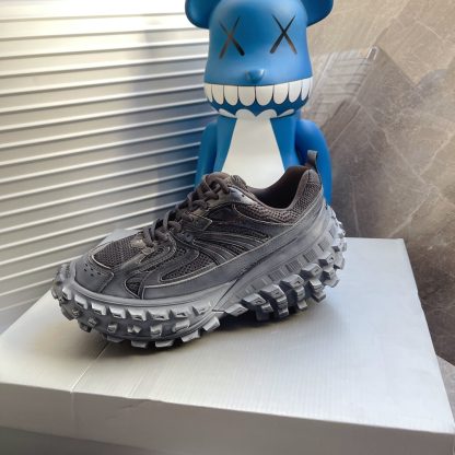 Balenciaga tire-soled retro casual sneakers - Image 6