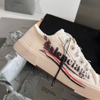 Balenciaga Couple's Retro Fashion Sneakers - Image 6