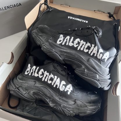 Balenciaga couple's dad shoes - Image 6