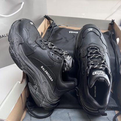 Balenciaga fashionable and versatile couple's shoes - Image 6