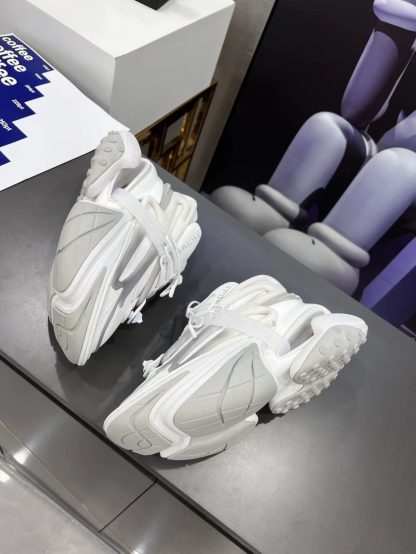 Balenciaga Fashion Trend Bullet Shoes - Image 6