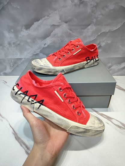 Balenciaga casual sneakers - Image 6