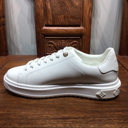 Louis Vuitton low-top new casual couple shoes - Image 6