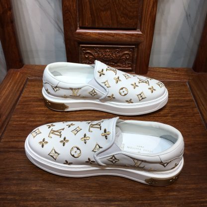 Louis Vuitton low-top new casual couple shoes - Image 6