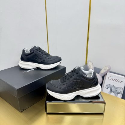 Chanel men's and women's couple's pure black classic casual dad shoes - Image 6