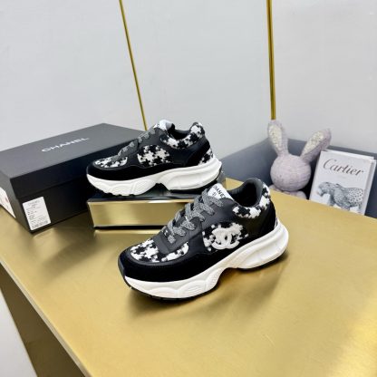 Chanel unisex couple's black and white casual dad shoes - Image 6