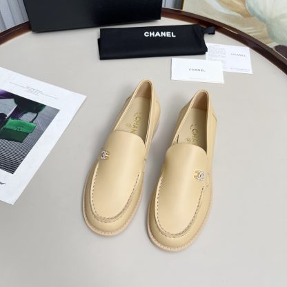 Chanel Spring/Summer Dancing Shoes Collection Apricot Retro Loafers - Image 6