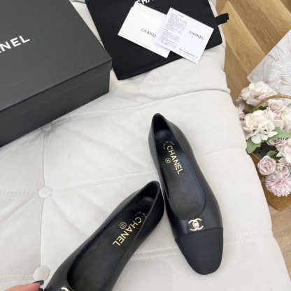 Chanel autumn and winter new small round head black retro loafers - Image 6