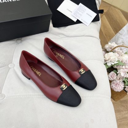 Chanel autumn and winter new small round head red retro loafers - Image 6