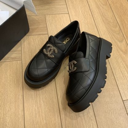 Chanel autumn and winter small round head slim retro style black matte loafers - Image 6