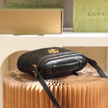 Gucci Marmont Exquisite Cute Shoulder Bag - Image 6