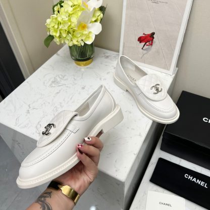 Chanel early spring white matte new temperament loafers - Image 5