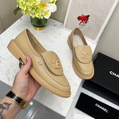 Chanel early spring apricot matte new temperament loafers - Image 6