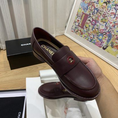 Chanel autumn and winter new red retro style small round head loafers - Image 5