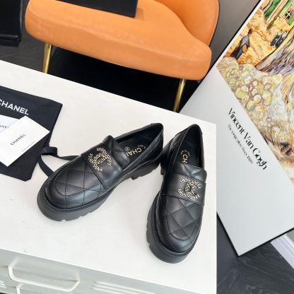 Chanel autumn and winter delicate small round head slim black matte loafers - Image 5