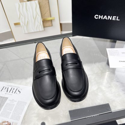 Chanel black early spring new small round head delicate loafers - Image 6