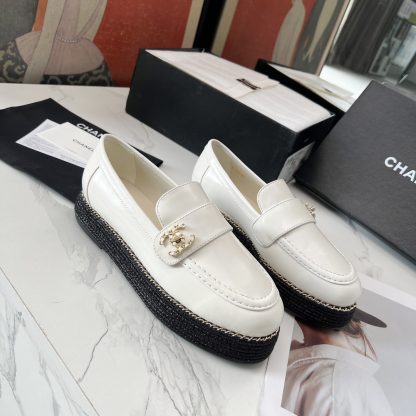 Chanel's new four seasons retro style small round toe white loafers - Image 6