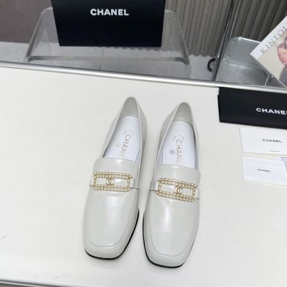 Chanel Early Spring Dance Shoes Series Small Round Toe White Loafers Heel Height 4cm - Image 5
