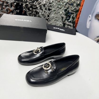 Chanel Early Spring Dance Shoes Series Small Round Toe Slim Black Loafers - Image 6