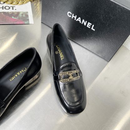 Chanel Early Spring Dance Shoes Series Small Round Toe Black Loafers Heel Height 3cm - Image 5