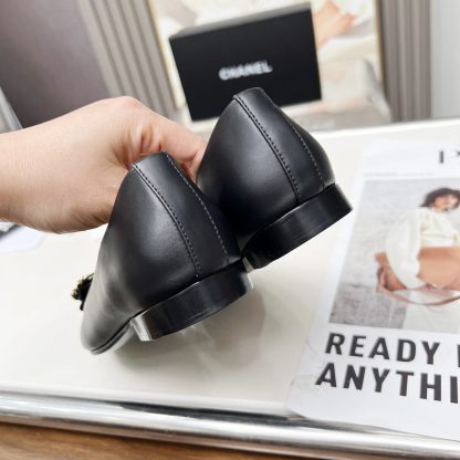 Chanel black spring and summer dancing shoes series small round toe with camellia loafers - Image 6