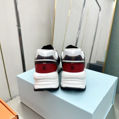 Louis Vuitton Run 55 sneakers - Image 5